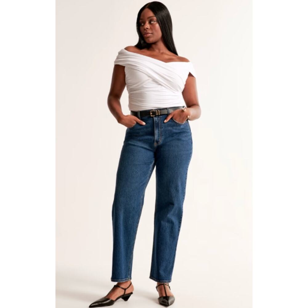 Abercrombie & Fitch High Rise Vintage Straight Jean Size 12 Curve Love